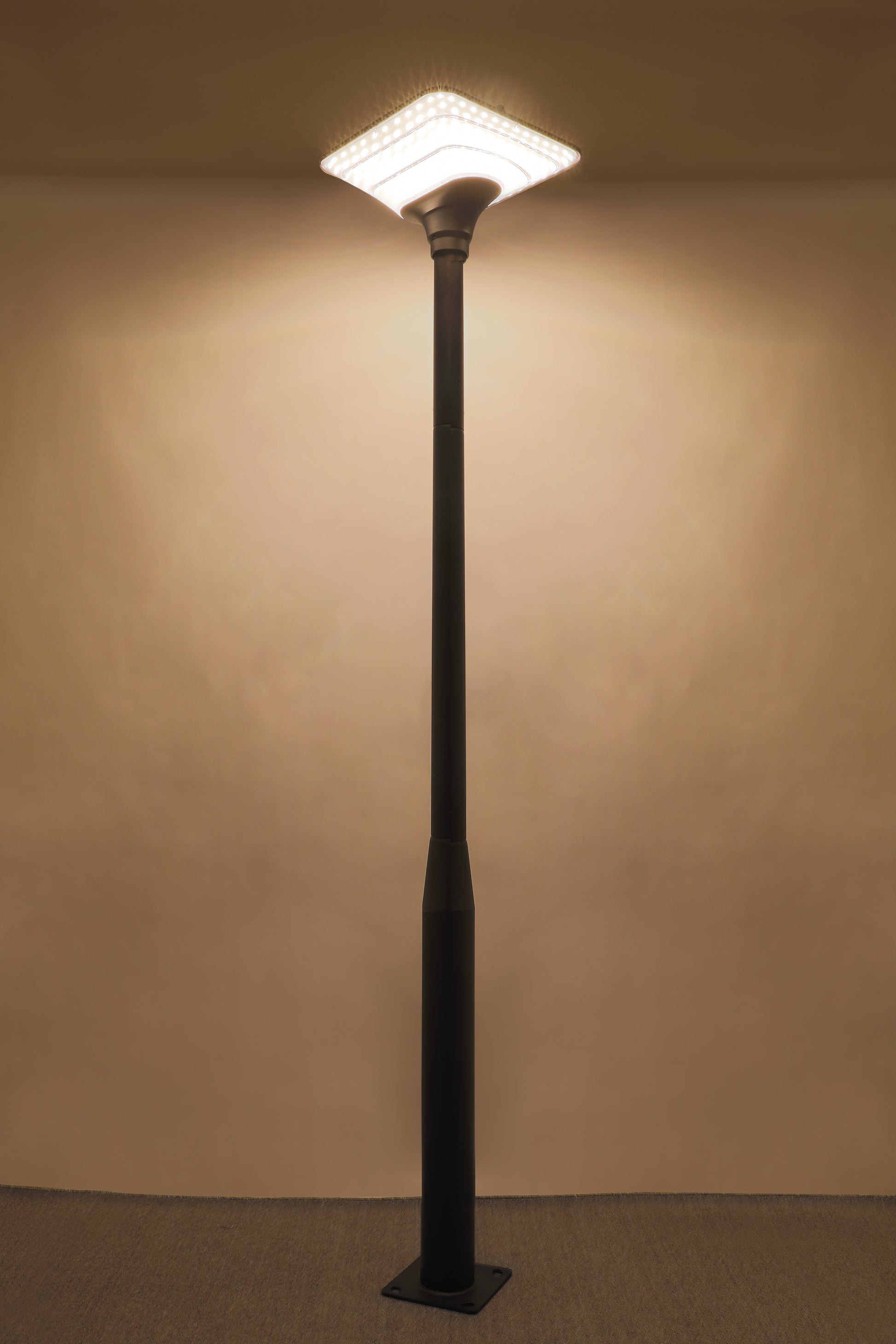 Close-up of the illuminated lamp head of Ark Garden Light TYD1218