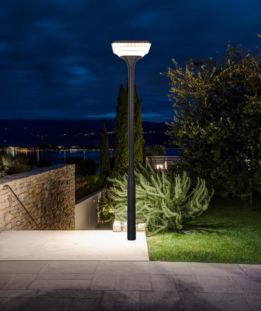 Ark Garden Light TYD1218 used for villa landscape lighting at night