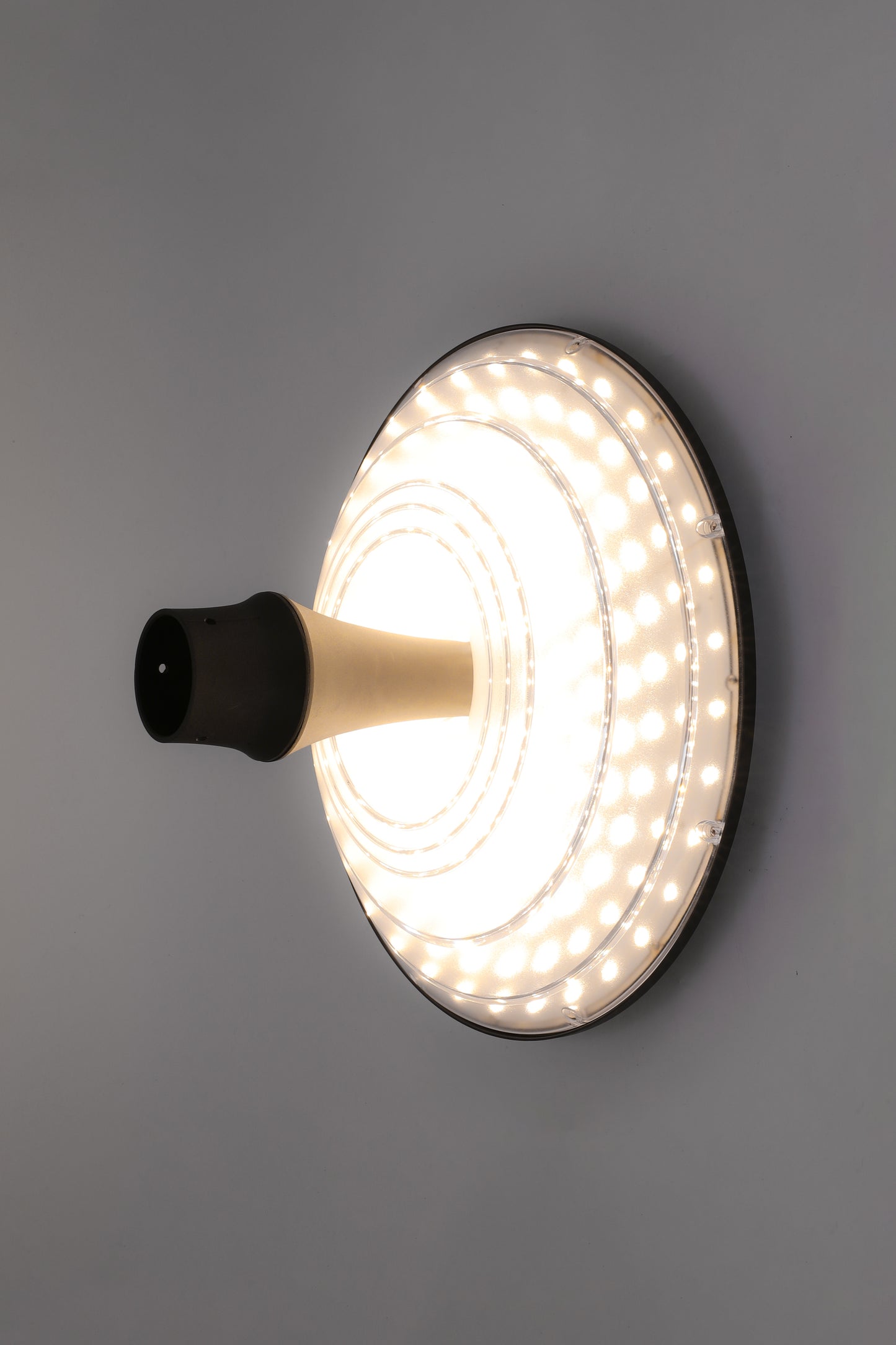 round moon series solar garden light illuminated head