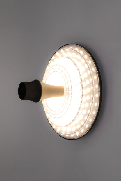 round moon series solar garden light illuminated head