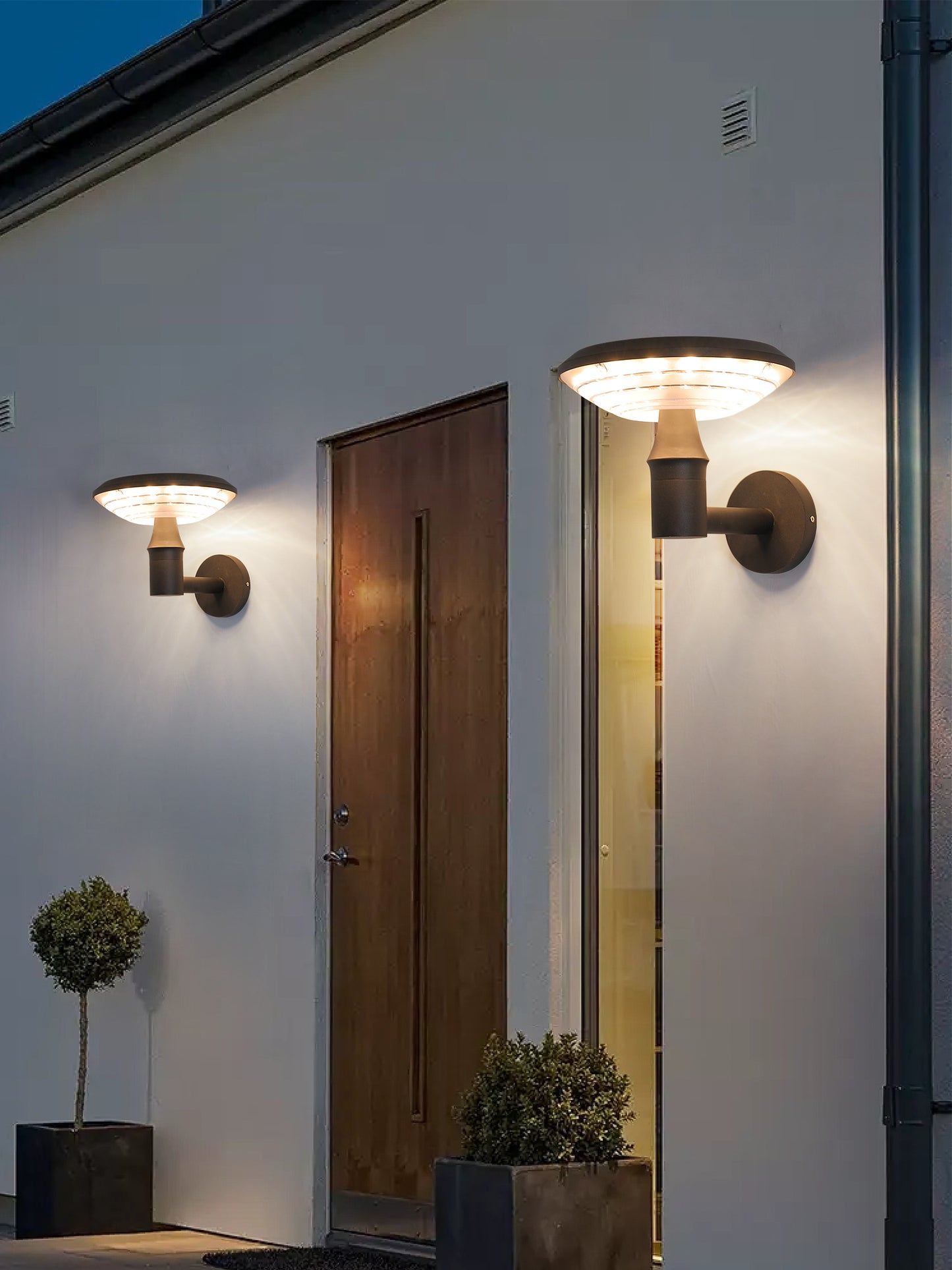 Round Moon Series solar wall light BD3202 outdoor wall application for residential exterior lighting