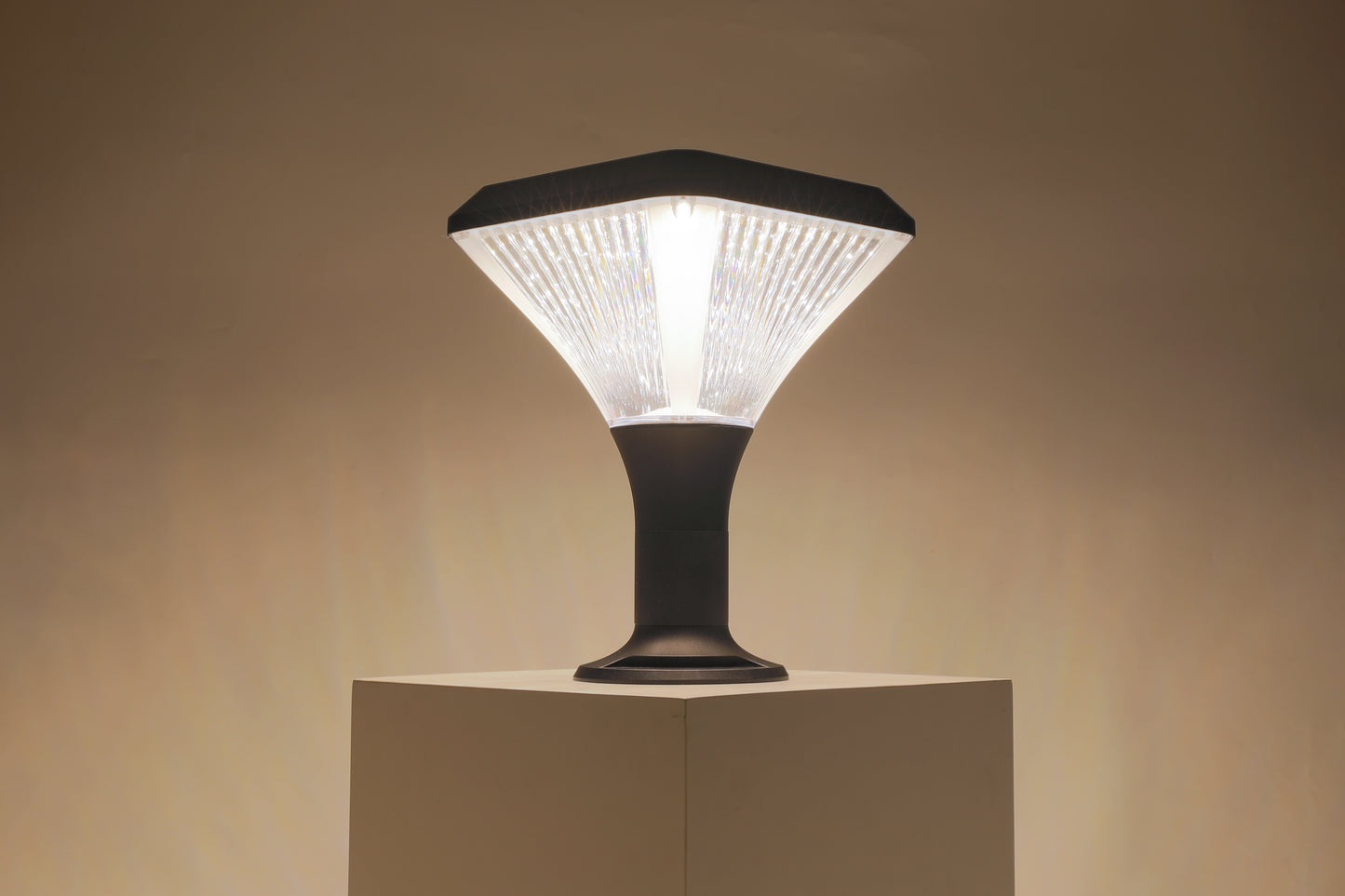 Square Diamond Series Solar Pillar Light ZTD1008