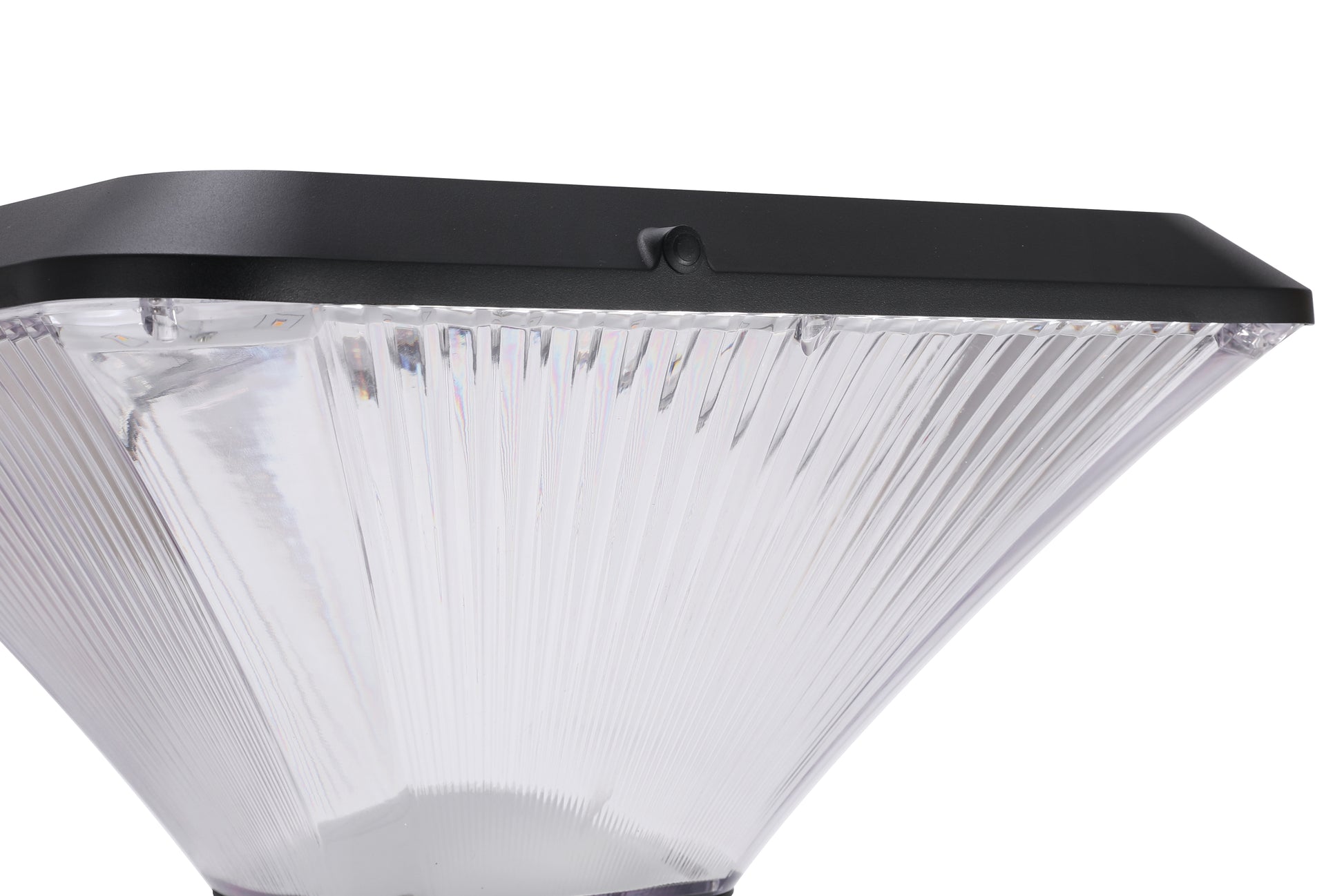 Close-up of the TYD8805 optical diffuser with diamond prism structure